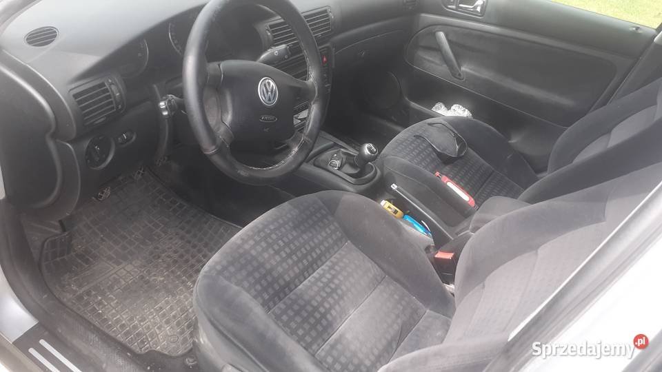 Passat 2003 r a oryginale Piotrowice