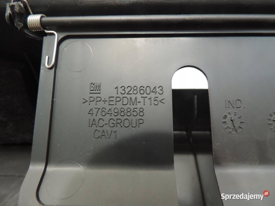 Obudowa osłona pasa tył Opel Meriva B 13286043