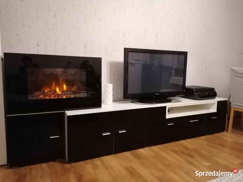 Meble do salonu z kominkiem eletrycznym LED z Konin