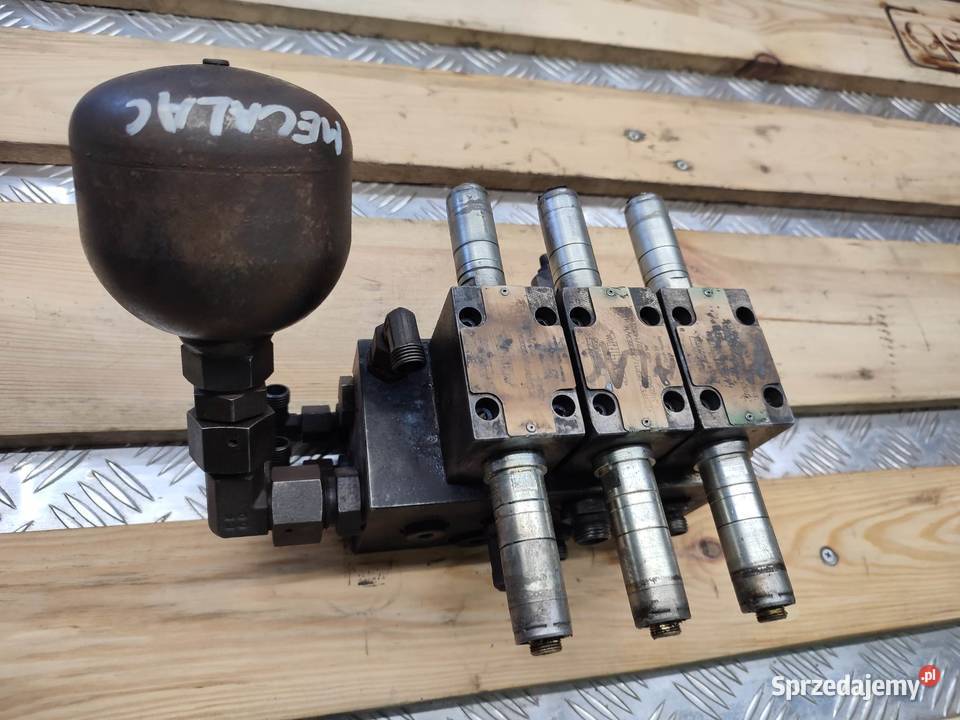 Blok hydrauliczny Mecalac 12 MTX 31923400 Wilkowo