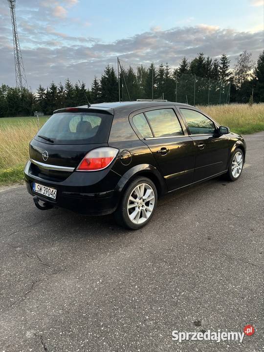 Opel Astra H 18 benzyna Astra Trawniki