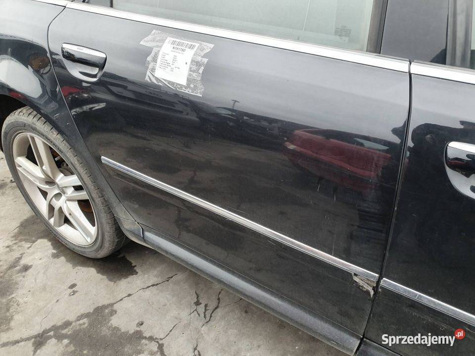 DRZWI PRAWE TYŁ AUDI A8 D3 LZ9Y Lipno