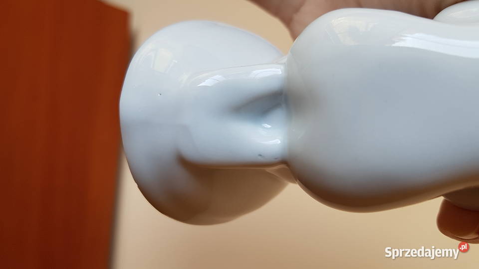 Stara porcelanowa figurka Klęcząca Kobieta śląskie Dąbrowa Górnicza