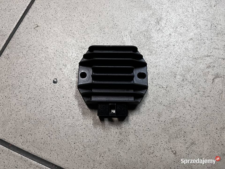 Regulator Napięcia Yamaha X 125 250 0913 Regulatory napięcia Brzeszcze