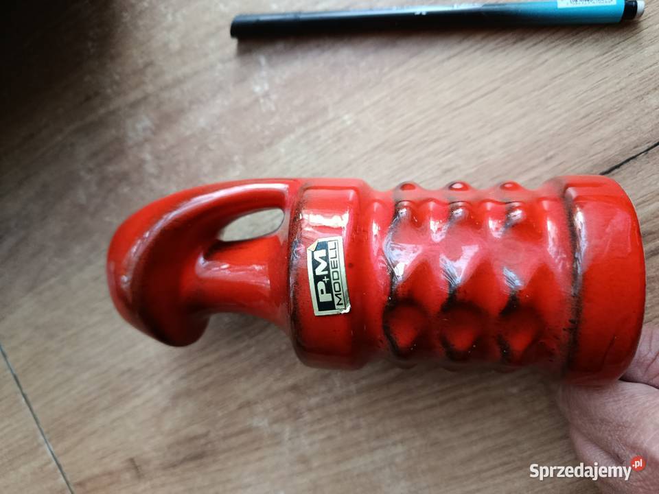 Wazon PM modelka ceramika szkliwiona czerwony Choszczno