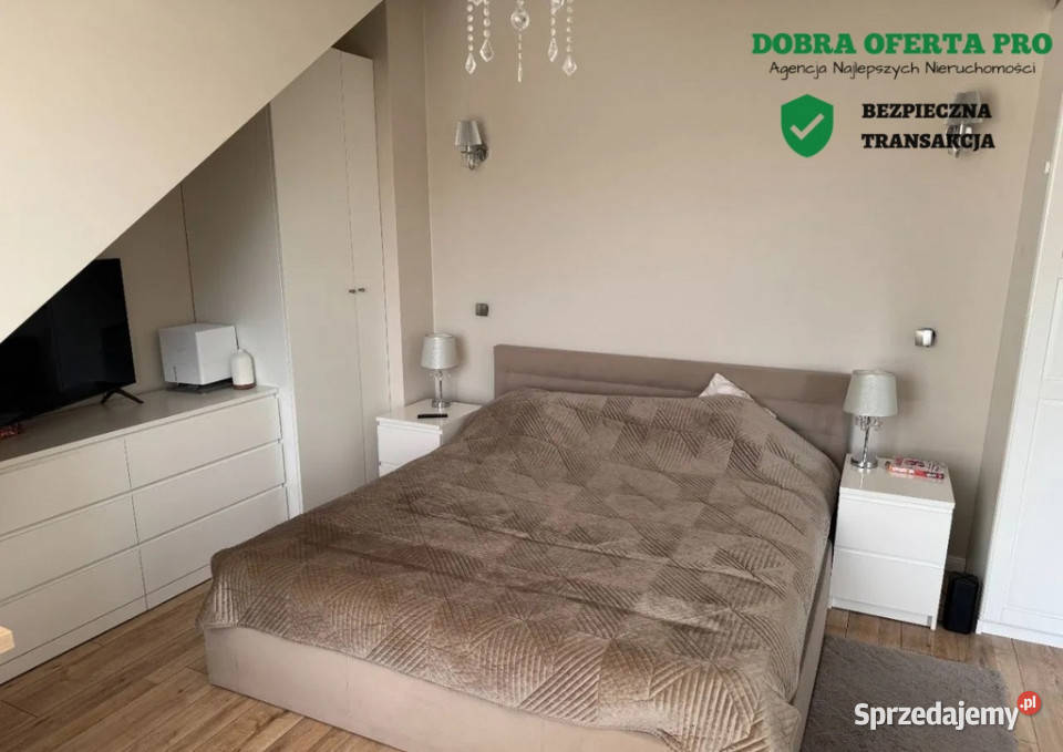 Dwupoziomowe mieszkanie o pow 6997 m2