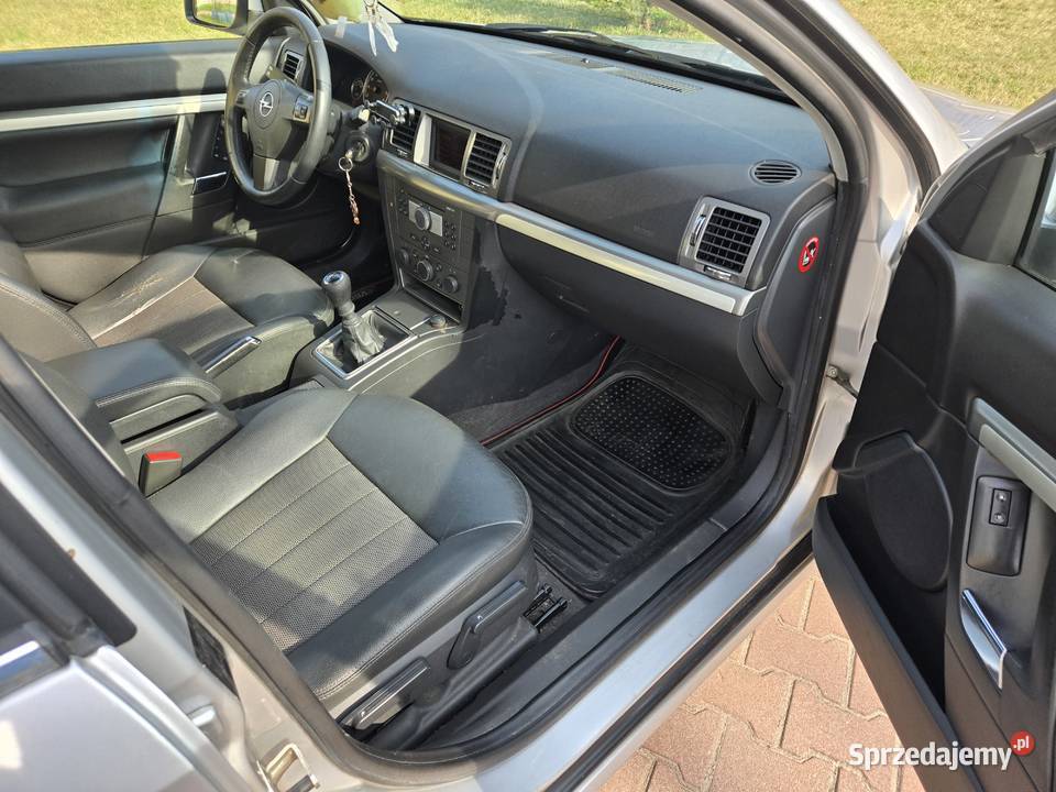 Opel Vectra C lift 18 benzyna 2008 Xsenon nieuszkodzony sprzedam
