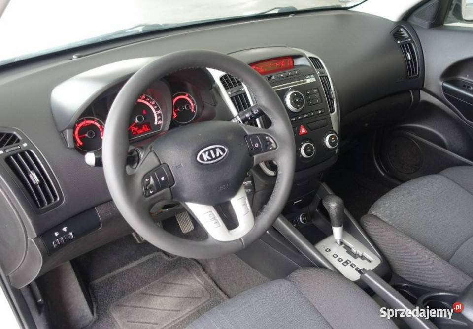 Kia Ceed 16 CRDI116AutomatTelefonZarejestrowany centralny zamek Samochody osobowe