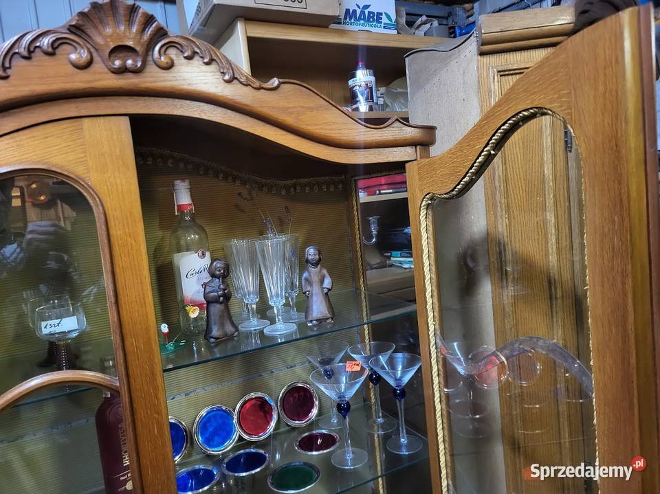 Meble dębowe w stylu chippendale komoda Sypniewo