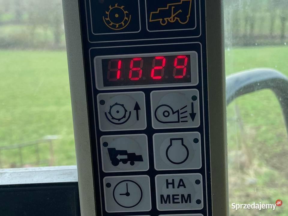 Kombajn zbożowy News Holland CS540 Kombajny