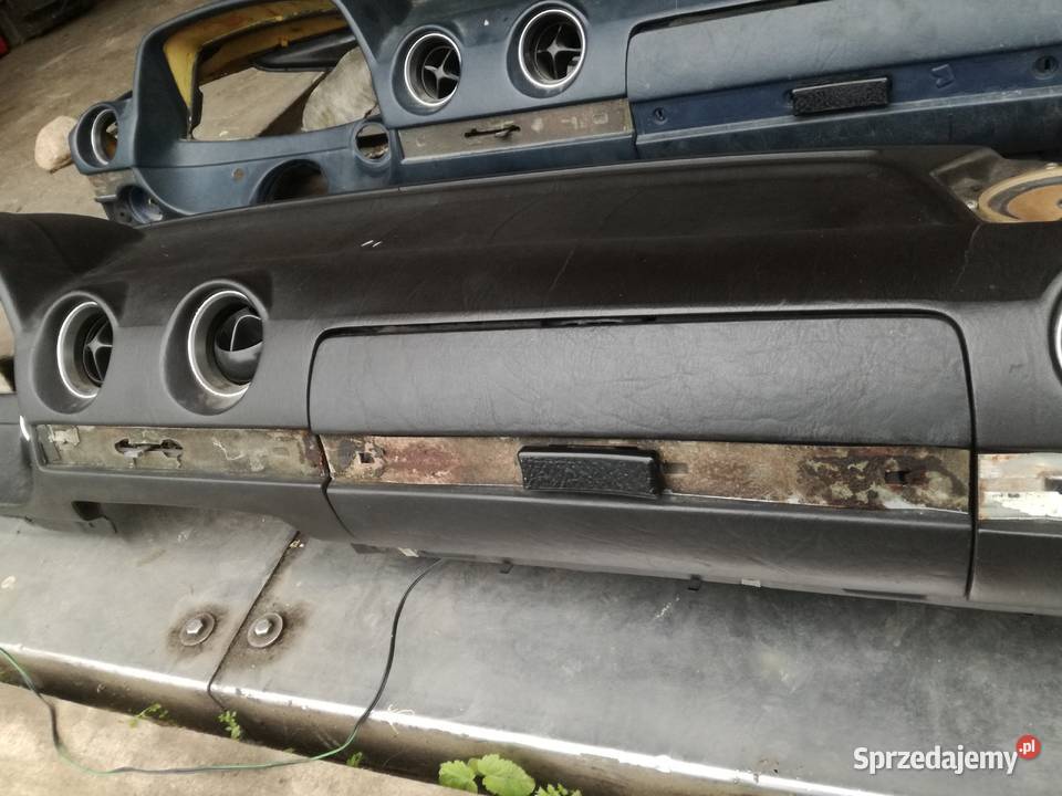 Deska rozdzielcza konsola kokpit Mercedes w123 osobowe