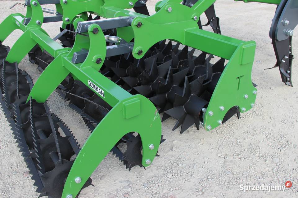 Głębosz pług dłutowy bezorkowy Centaur dziekan Rogóźno sprzedam
