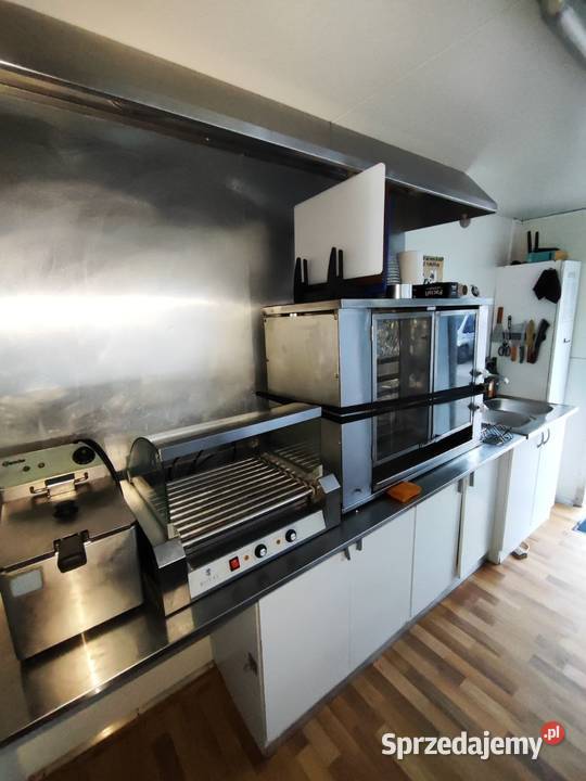 Przyczepa gastronomiczna Food Truckz odbiorem sprzedam