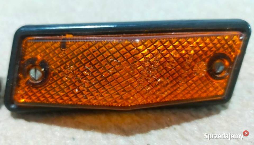 Kierunkowskazy boczne fabrycznie nowe Fiat 125p Orzesze