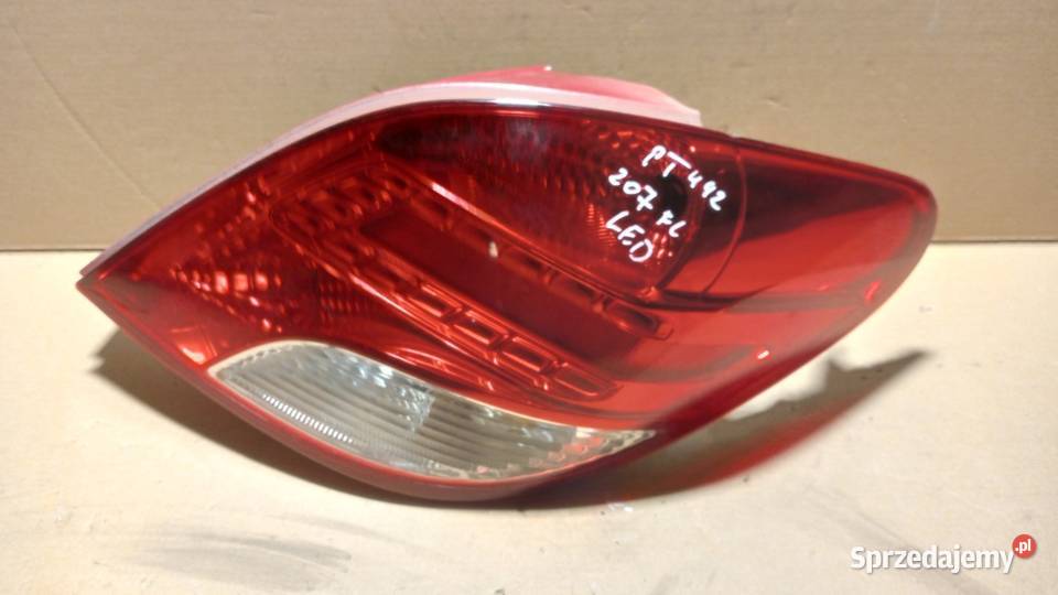 PEUGEOT 207 FL LAMPA TYŁ PRAWA LED Światła stop wielkopolskie Zbierkowo