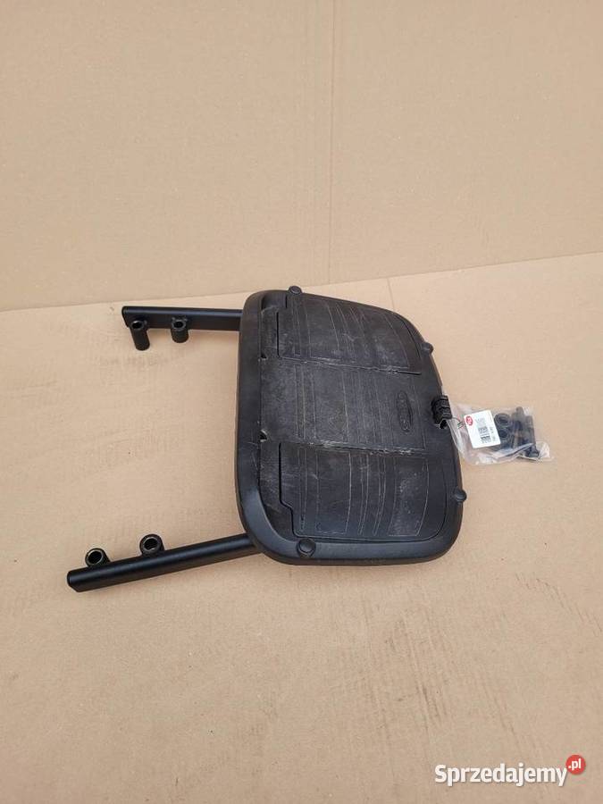 STELAŻ CENTRALNY KUFRA SHAD YAMAHA FZS
600 FAZER małopolskie