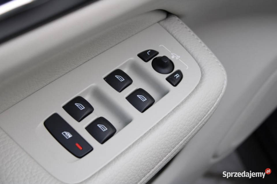 Volvo V60 Cross Country 2022r Active Led diesel Gdańsk