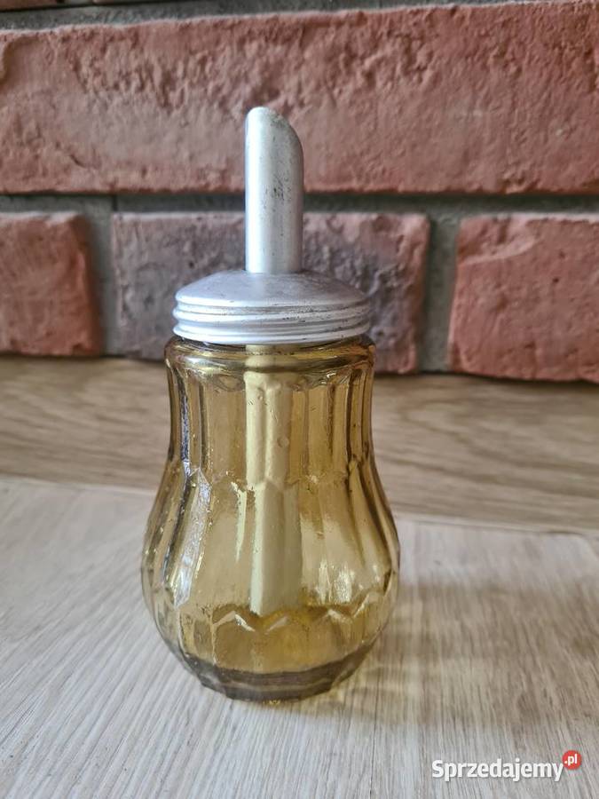 Cukiernica z PRLu piękny kolor Jastrzębie-Zdrój