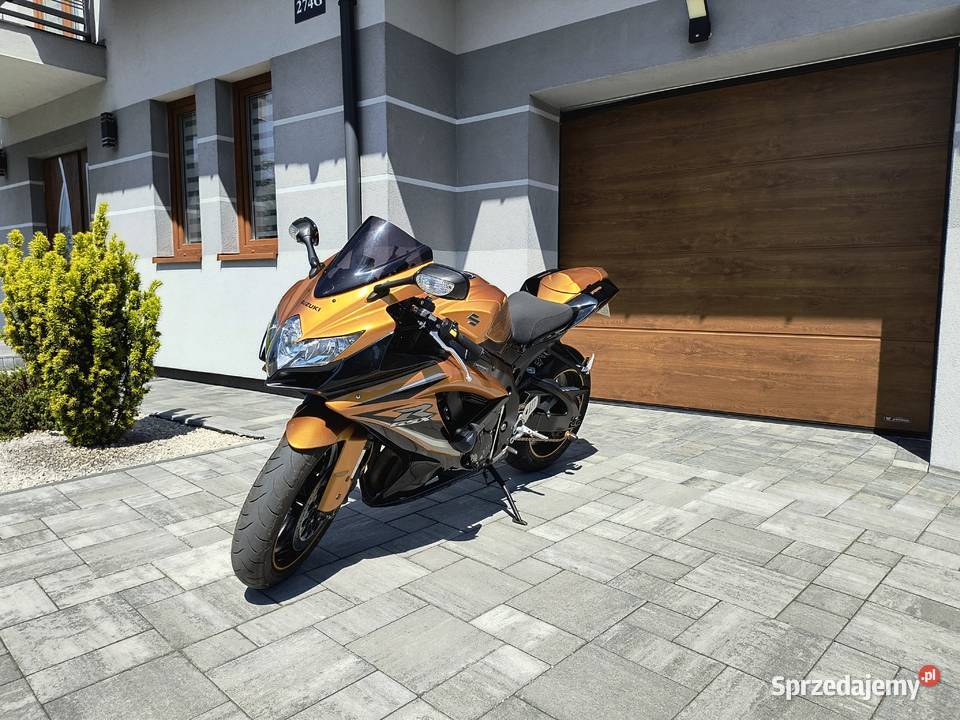 GSX R 750
