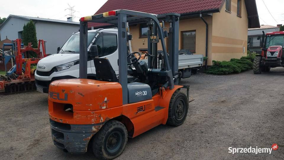 Wózek widłowy HELI typ 30 CPCD30W8 Isuzu Przymiłowice