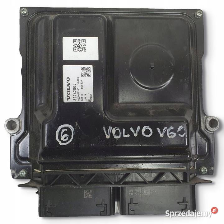 Volvo V60 II 20 D4 STEROWNIK SILNIKA komputer Chełm
