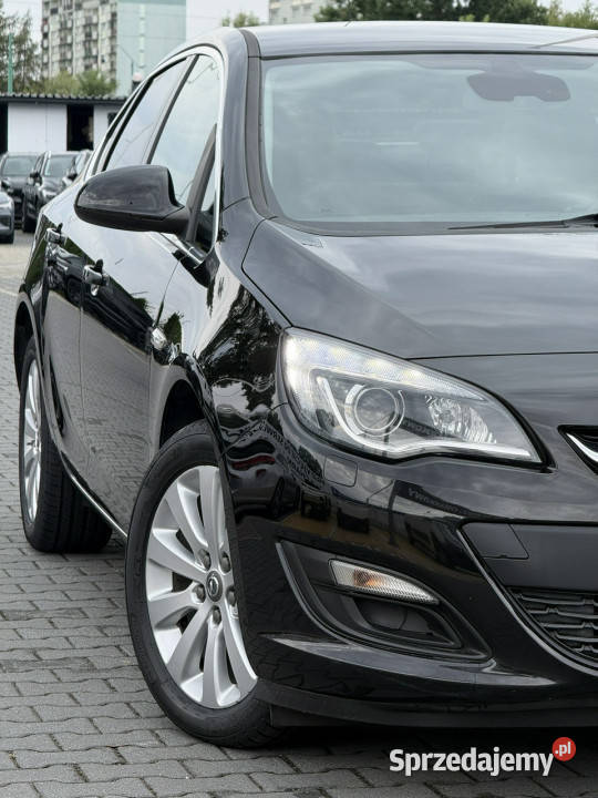 Opel Astra IV 16 CDTI 136 ss fv23 J 20092019 nieuszkodzony