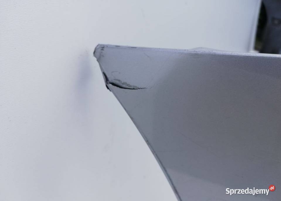 ZDERZAK PRZÓD PRZEDNI TOYOTA AURIS LIFT 15 Karoseria Nowy Tomyśl sprzedam