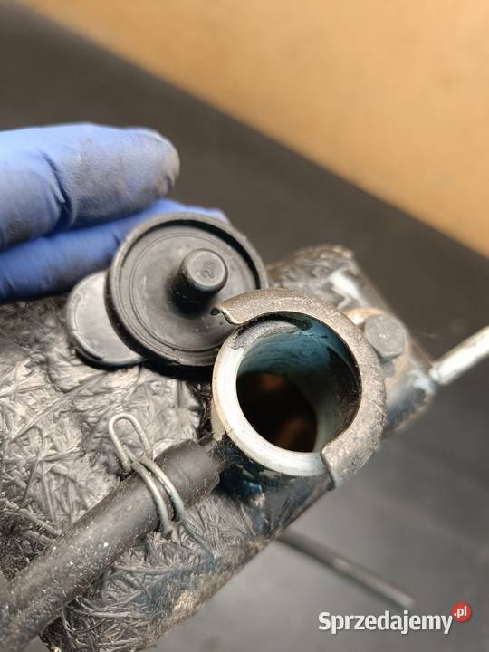 Zbiornik wyrównawczy płynu chłodzącego części Zbiorniki