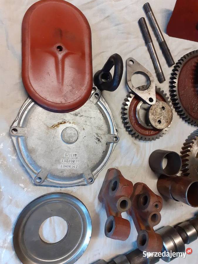 Spezedam częsći ursus c 330 Sierzchów sprzedam