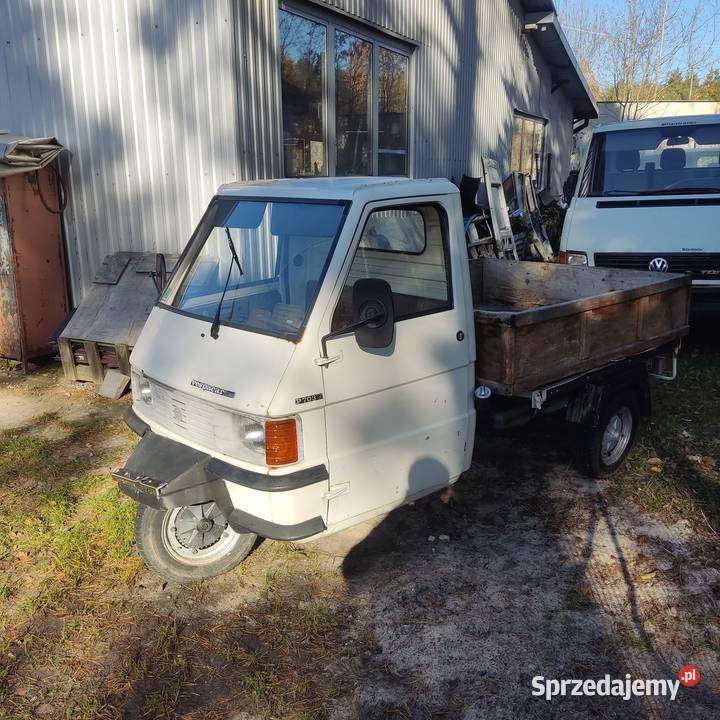 Piaggio Vespa ape tm 701 Vespa car Józefów