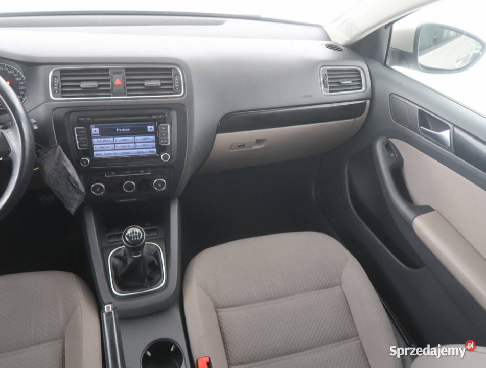 VW Jetta 12 TSI benzyna Bielany Wrocławskie