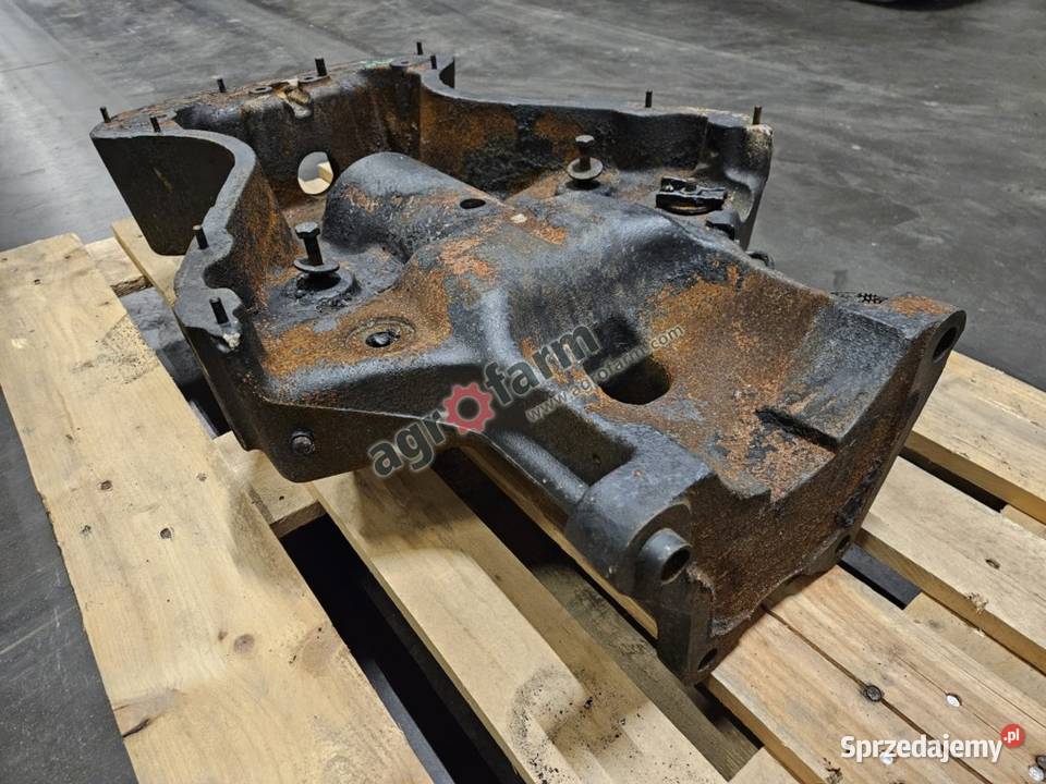 Wspornik osi przedniej Holland TN70VA TN60VA Byków