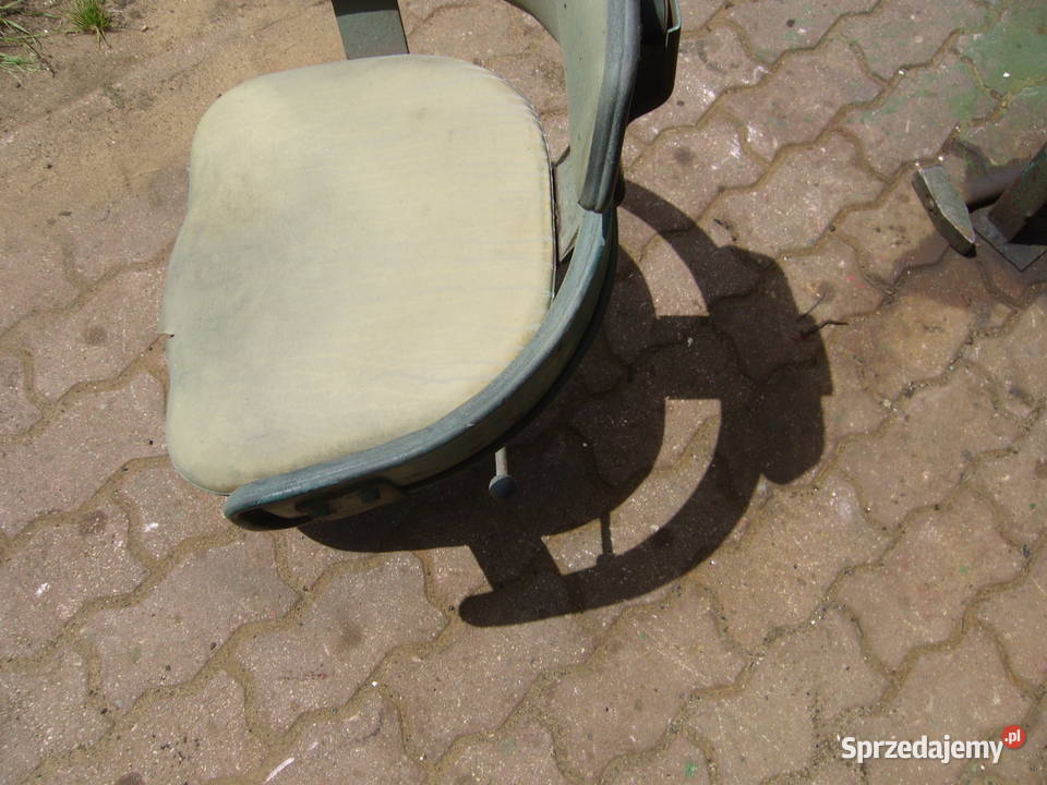 siedzenie do ciagnika john deere Majdan Królewski