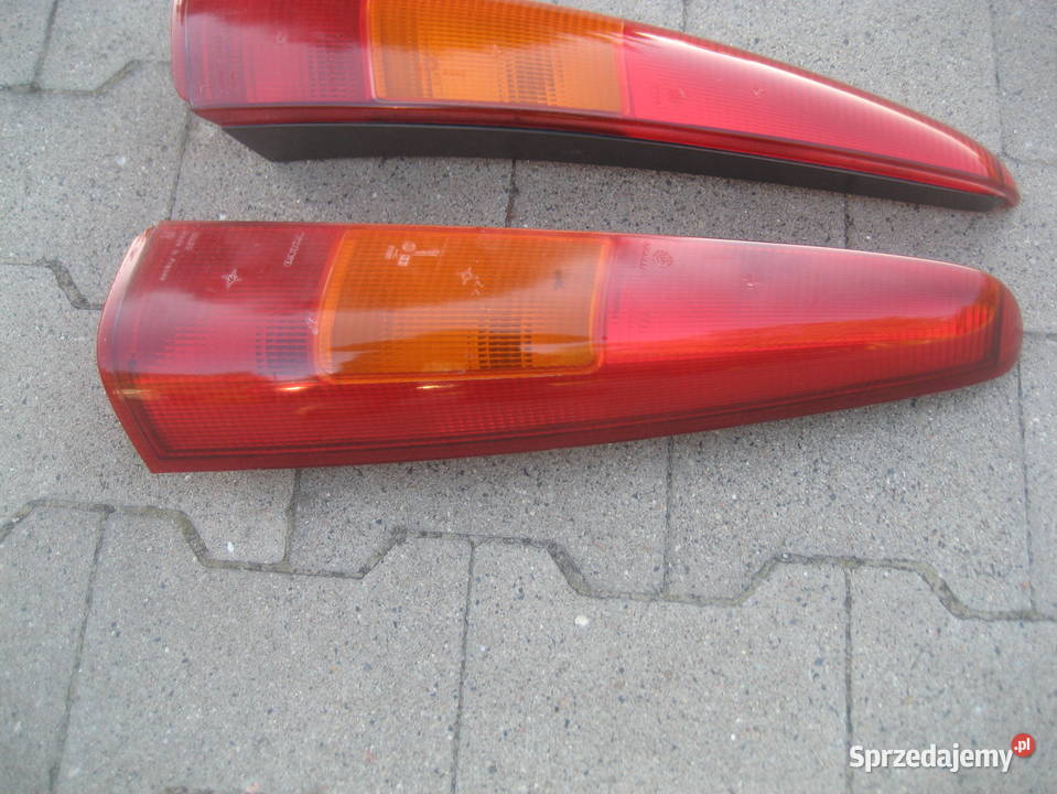 volvo 850 9497r lampa górna tył prawa lewa