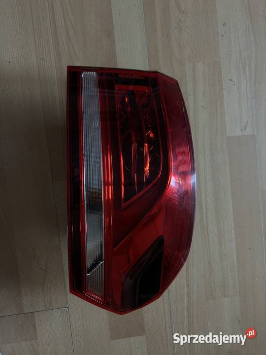 Lampa tylna prawa LED VW Touran 5TA 20152016 Glinica