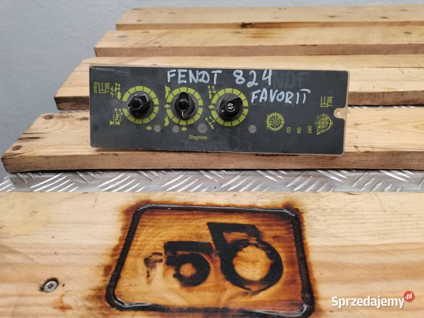 Panel sterowania tylnym podnośnikiem Fendt 824 Wilkowo sprzedam