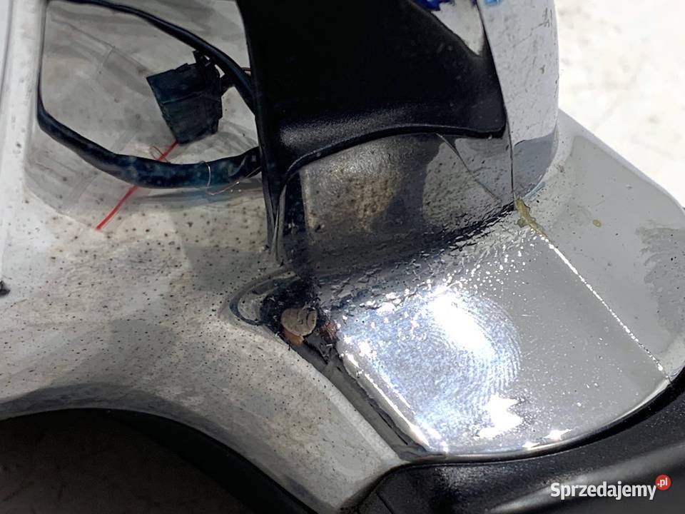 LUSTERKO LEWY VW PASSAT B5 FL Kombi 0005