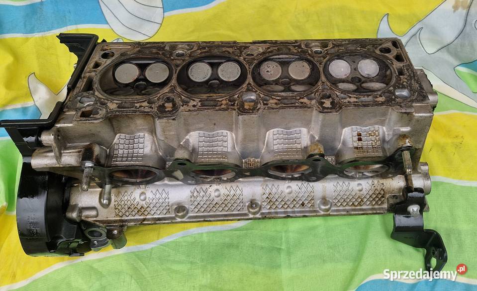 Głowica silnika Opel 16 Turbo Benzyna 16 XNT Głowice cylindrów Łuków sprzedam