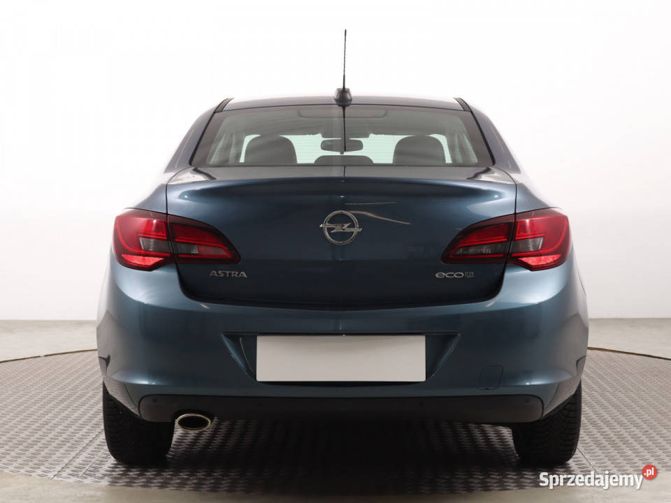 Opel Astra 14 T wielofunkcyjna kierownica Katowice