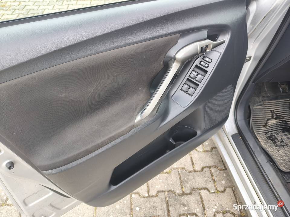 Toyota Verso 20 126 2009r zarejestrowany OC PT Motoryzacja lubuskie Drezdenko sprzedam