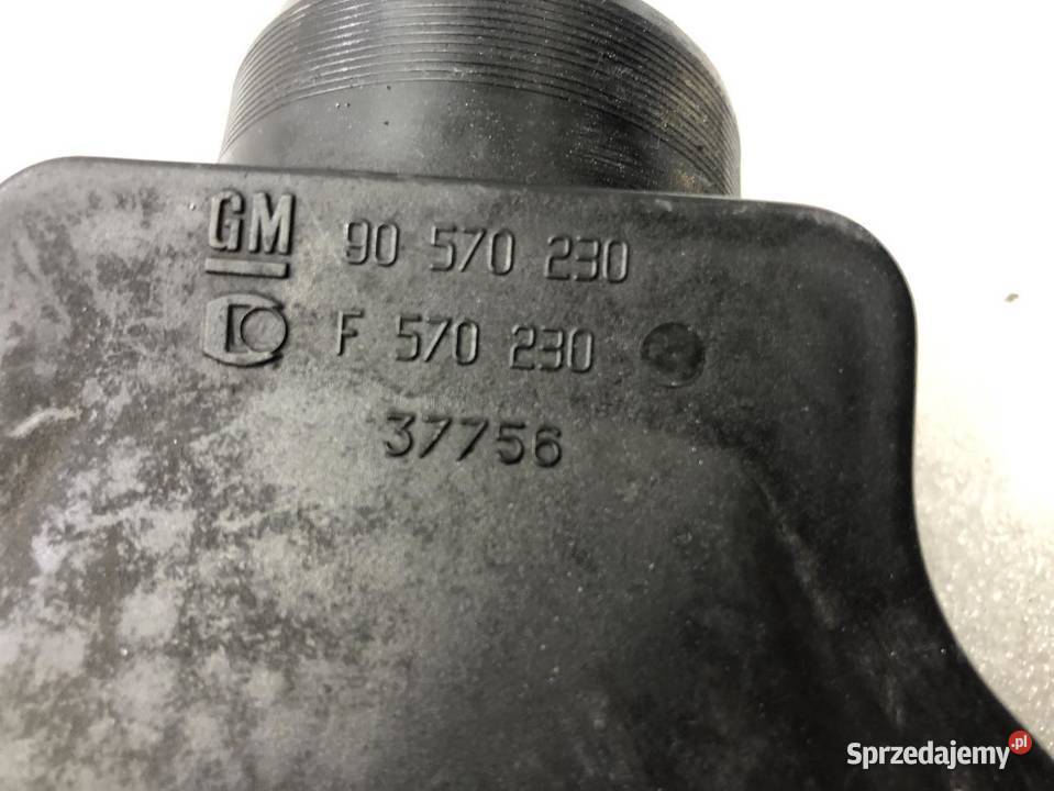 OBUDOWA POKRYWA PRZEPUSTNICY OPEL CORSA B