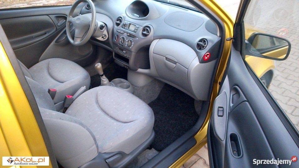 Sprzedam Toyota Yaris automatyczna skrzynia Samochody osobowe