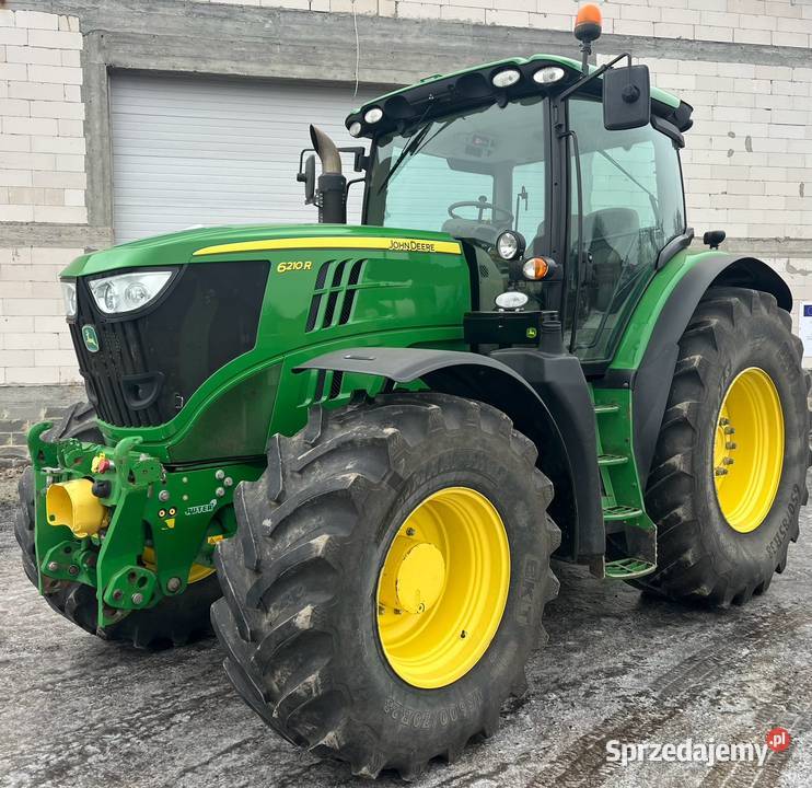 John Deere 6210R Sadki