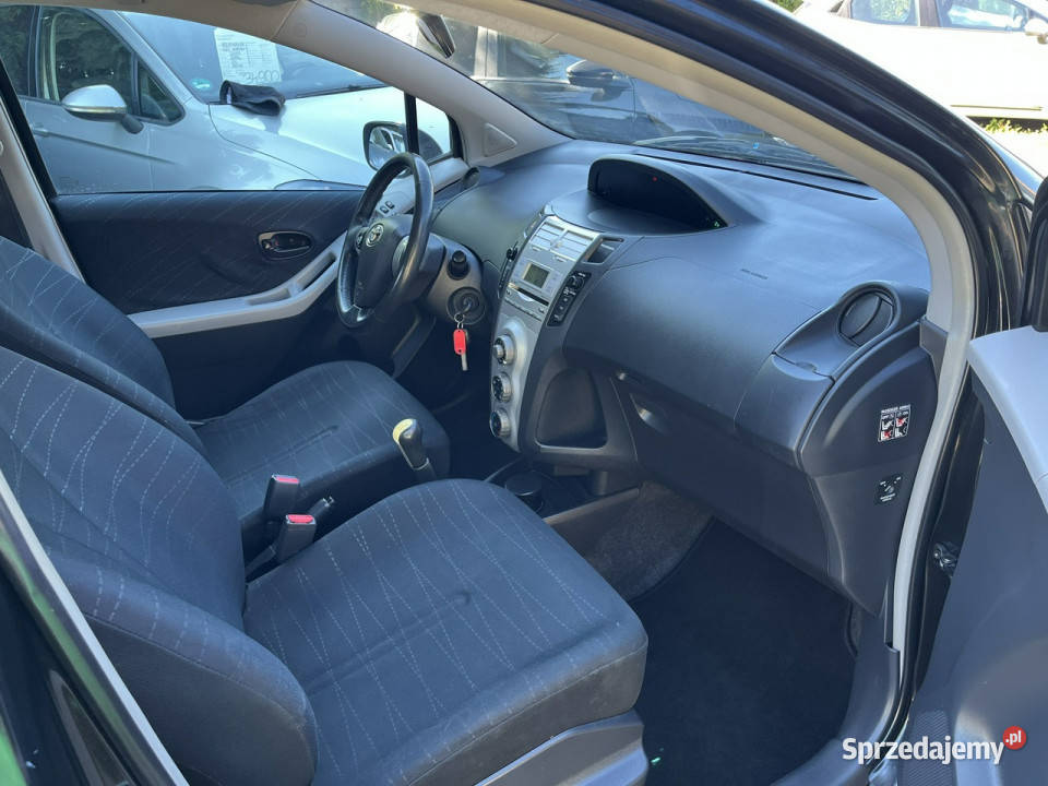 Toyota Yaris 10 1WŁ Klima El szyby BEZ KOROZJI klimatyzacja Częstochowa sprzedam