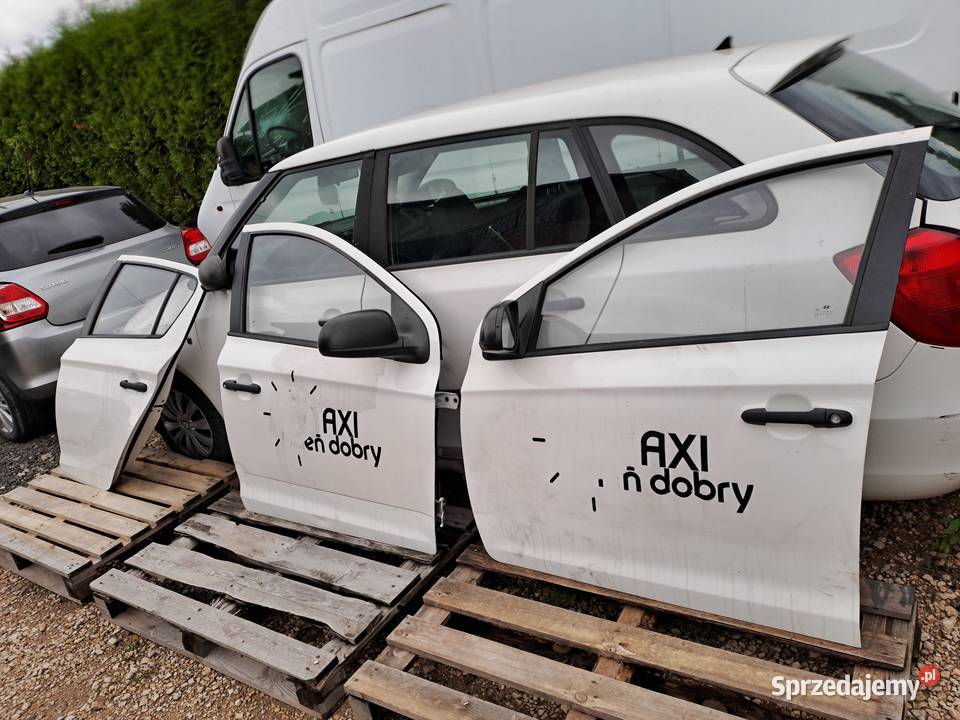 Hyundai I20 I FL drzwi błotniki maska klapa