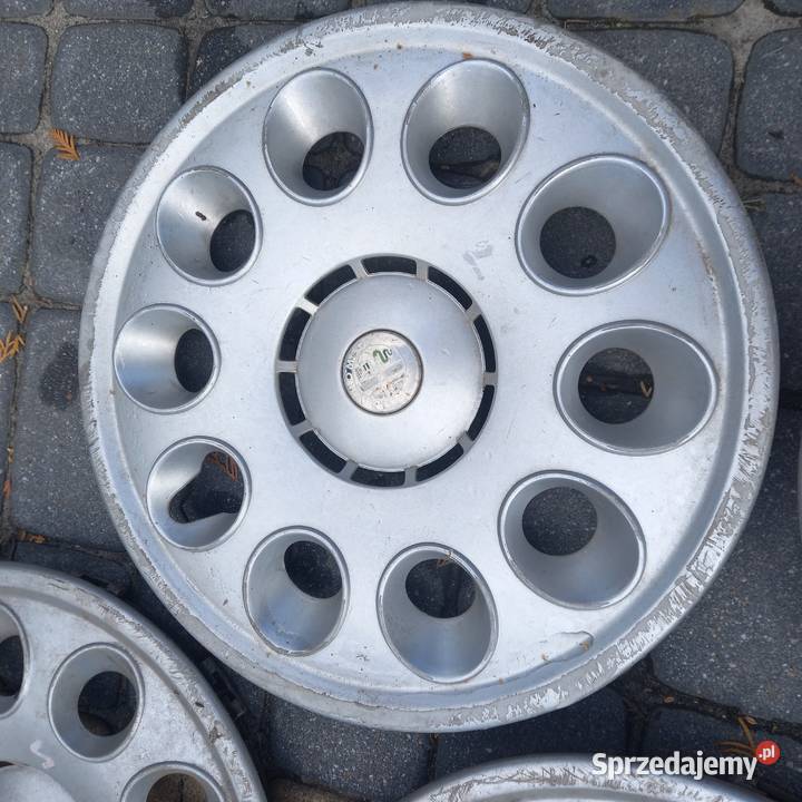 kołpak kołpaki alfa romeo Józefów