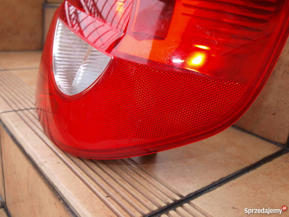 Renault Clio 3 lampa prawa tył 2005 2009r europa Kalisz