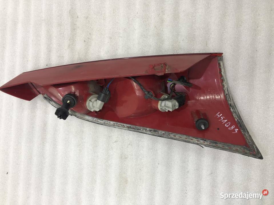 FORD FOCUS MK1 HATCHBACK LAMPA LEWY TYŁ