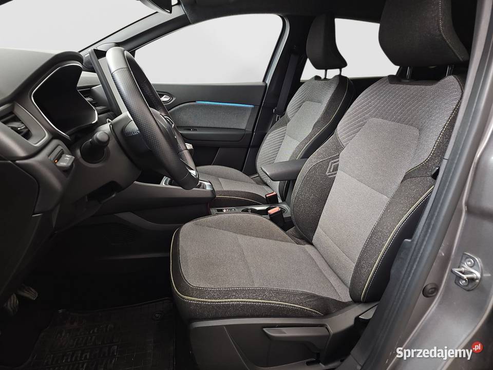 Captur 10 TCe Techno 2024RPakiet Winter Techno nieuszkodzony sprzedam