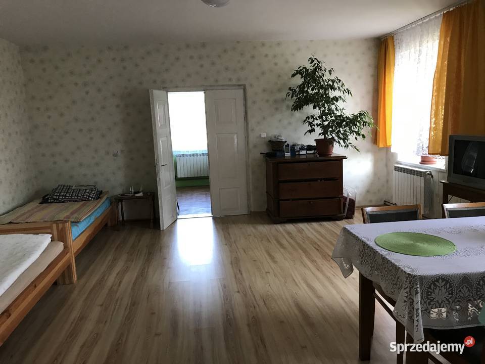 Sprzedam do z zabudowaniami gospodarczymi 150m2 świętokrzyskie Łany
